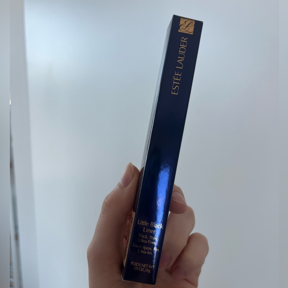Estée Lauder black eyeliner